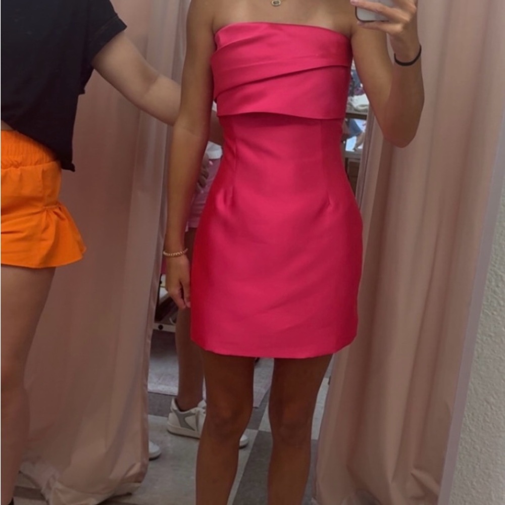 Elegant Pink Strapless Dress